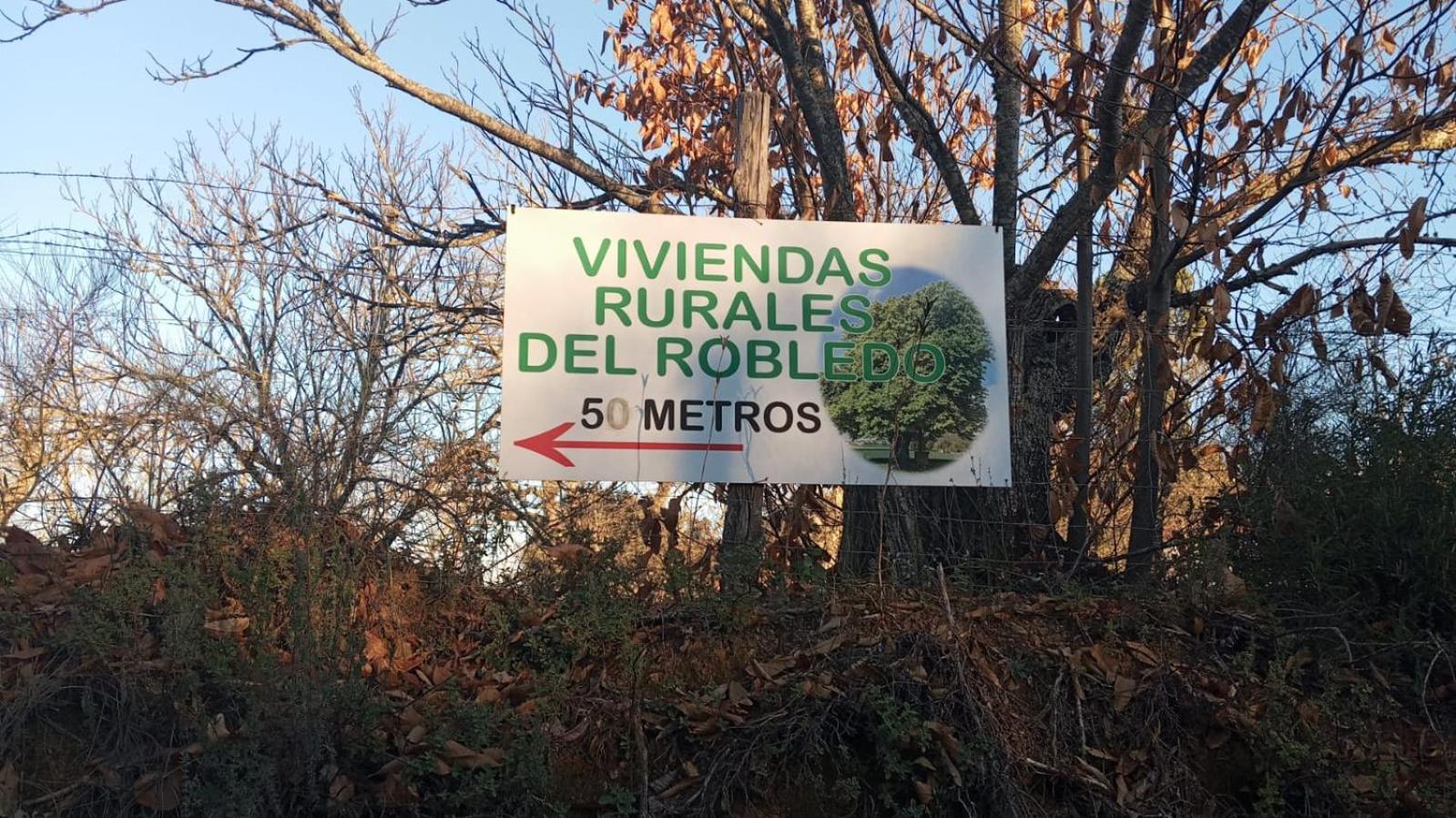 Viviendas Rurales Del Robledo Castano de Robledo Bagian luar foto
